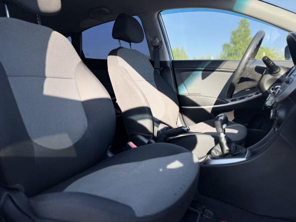 Hyundai Solaris I с пробегом 2013 года, цена 799 000 рублей, 169495 км, хэтчбек, Автокод Объявления