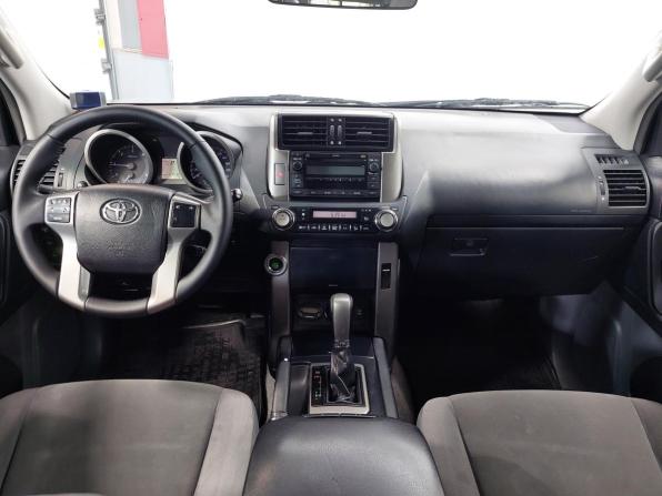 Toyota Land Cruiser Prado 150 Series с пробегом 2012 года, цена 2 750 000 рублей, 275000 км, внедорожник, Автокод Объявления