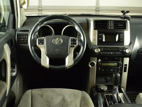 Toyota Land Cruiser Prado 150 Series с пробегом 2010 года, цена 2 375 995 рублей, 165369 км, внедорожник, Автокод Объявления