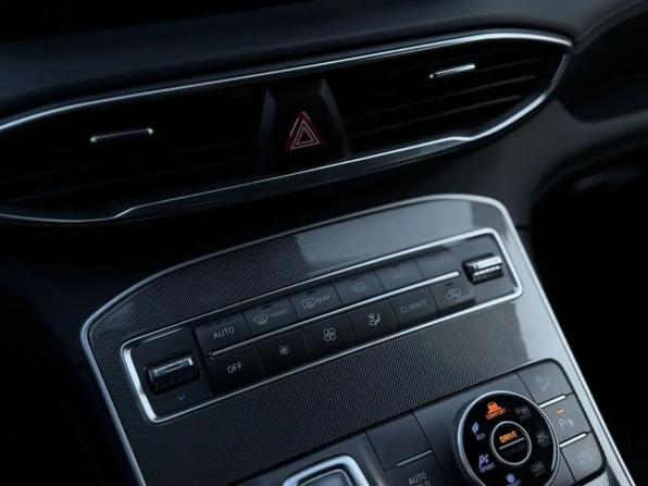 Hyundai Santa Fe IV Рестайлинг с пробегом 2021 года, цена 3 149 000 рублей, 100563 км, внедорожник, Автокод Объявления