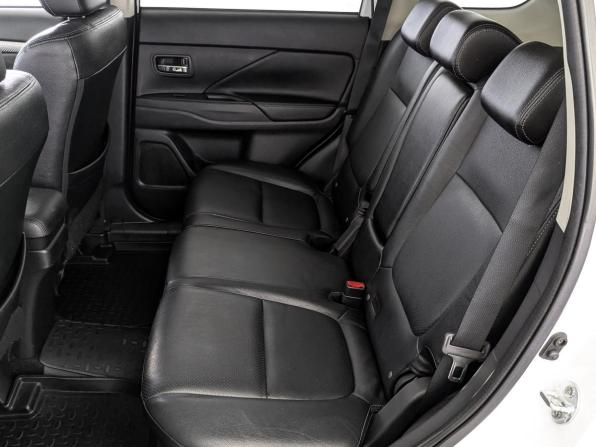 Mitsubishi Outlander III Рестайлинг с пробегом 2014 года, цена 1 710 000 рублей, 210200 км, внедорожник, Автокод Объявления