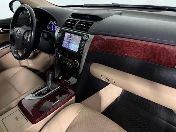 Toyota Camry VII (XV50) с пробегом 2013 года, цена 1 630 000 рублей, 235330 км, седан, Автокод Объявления