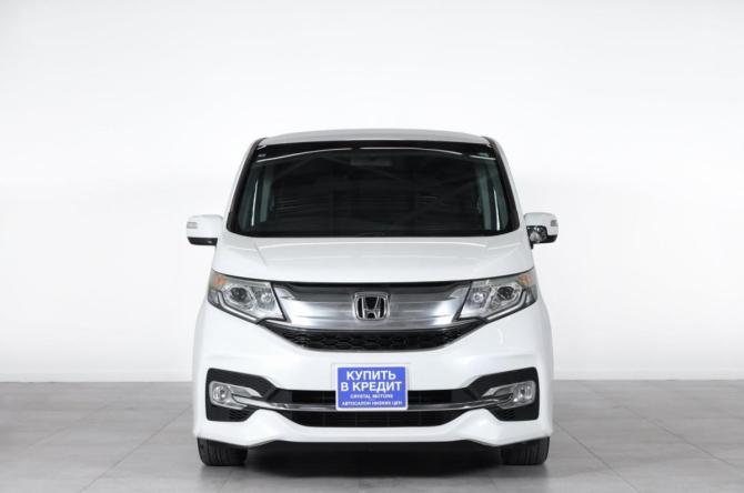 Honda Stepwgn V с пробегом 2015 года, цена 1 869 000 рублей, 112000 км, минивэн, Автокод Объявления