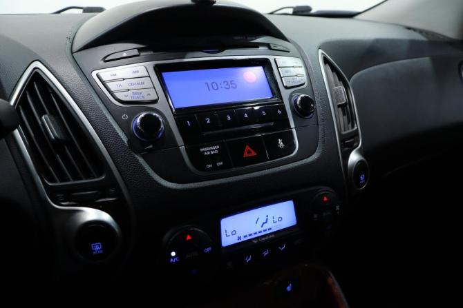 Hyundai ix35 I с пробегом 2010 года, цена 995 000 рублей, 219384 км, внедорожник, Автокод Объявления