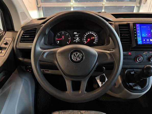 Volkswagen Caravelle T6 с пробегом 2019 года, цена 3 940 000 рублей, 90971 км, минивэн, Автокод Объявления