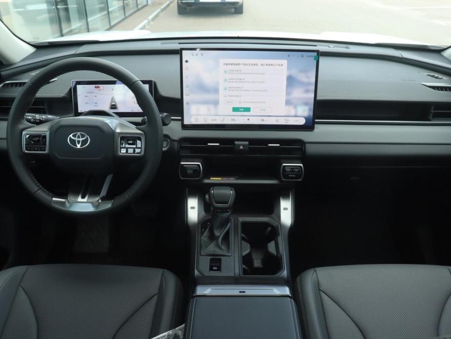 Toyota RAV4 VI (XA60) Казань  - изображение 7