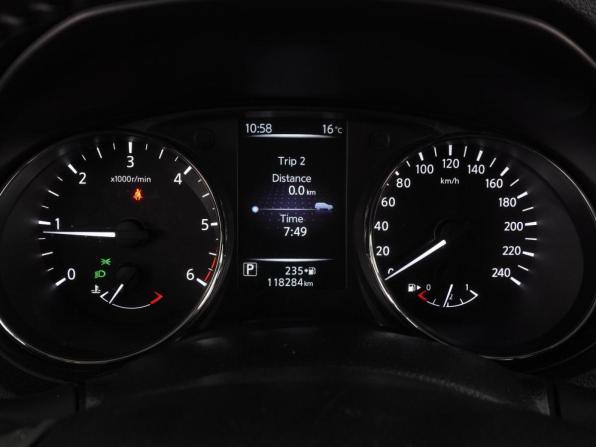 Nissan Qashqai II с пробегом 2016 года, цена 1 696 000 рублей, 118284 км, внедорожник, Автокод Объявления