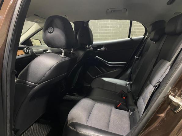 Mercedes-Benz GLA I (X156) с пробегом 2015 года, цена 1 825 000 рублей, 142390 км, внедорожник, Автокод Объявления