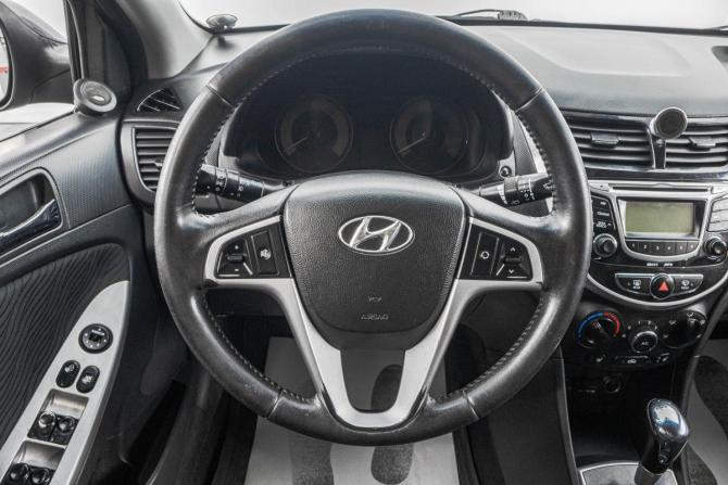Hyundai Solaris I с пробегом 2011 года, цена 699 000 рублей, 162000 км, седан, Автокод Объявления