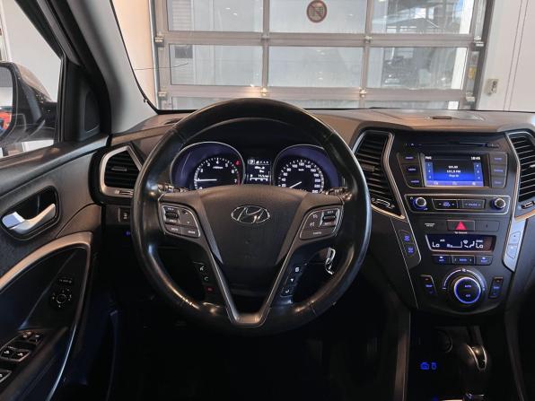 Hyundai Santa Fe III Рестайлинг с пробегом 2016 года, цена 2 250 000 рублей, 151455 км, внедорожник, Автокод Объявления