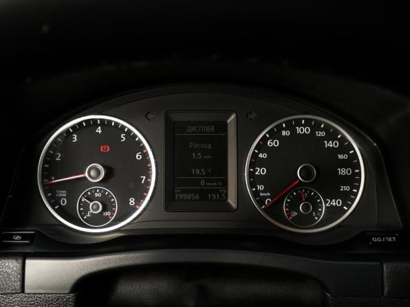 Volkswagen Tiguan I Рестайлинг с пробегом 2012 года, цена 895 000 рублей, 199856 км, внедорожник, Автокод Объявления