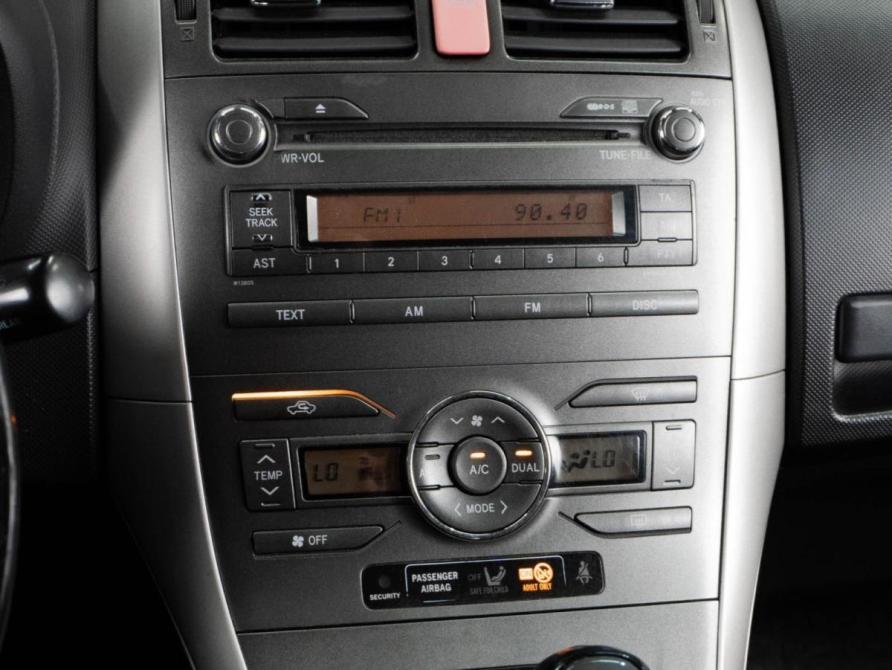 Toyota Auris I Тюмень  - изображение 14