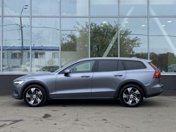 Volvo V60 Cross Country II с пробегом 2021 года, цена 3 999 000 рублей, 100427 км, универсал, Автокод Объявления