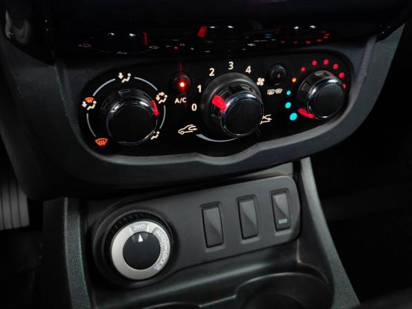 Renault Duster I Рестайлинг с пробегом 2016 года, цена 1 555 000 рублей, 40821 км, внедорожник, Автокод Объявления