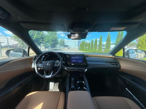 Lexus RX V с пробегом 2025 года, цена 7 900 000 рублей, 4800 км, внедорожник, Автокод Объявления