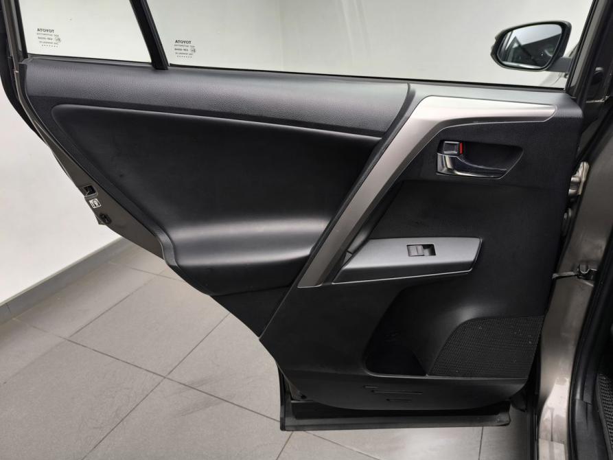 Toyota RAV4 IV (XA40) Рестайлинг Москва  - изображение 25