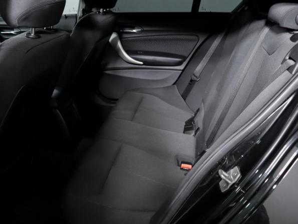 BMW 1 серии II (F20/F21) Рестайлинг 2 с пробегом 2018 года, цена 1 450 000 рублей, 192089 км, хэтчбек, Автокод Объявления