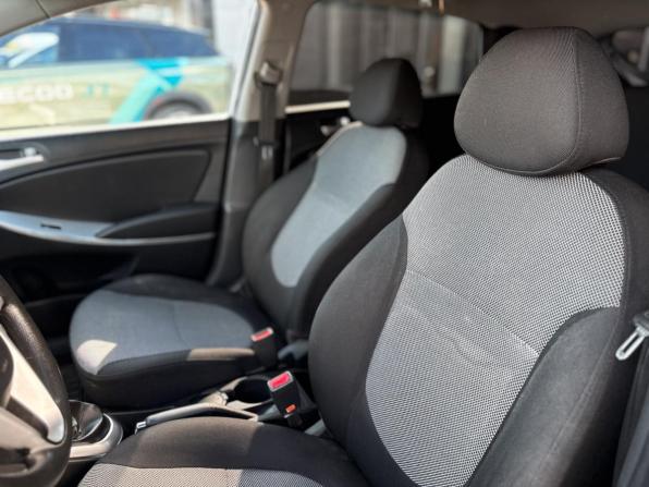 Hyundai Solaris I с пробегом 2012 года, цена 589 000 рублей, 131419 км, хэтчбек, Автокод Объявления