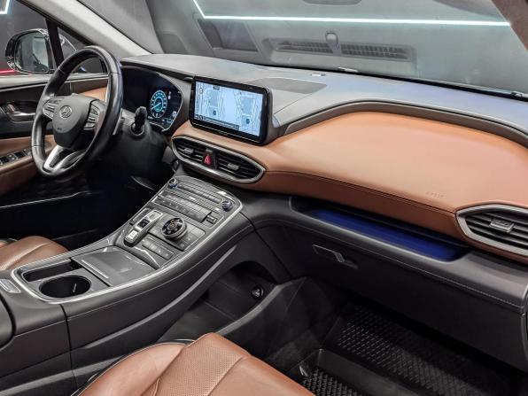 Hyundai Santa Fe IV Рестайлинг с пробегом 2021 года, цена 3 650 000 рублей, 63121 км, внедорожник, Автокод Объявления