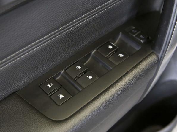 Chevrolet Captiva I Рестайлинг 2 с пробегом 2014 года, цена 1 290 000 рублей, 208507 км, внедорожник, Автокод Объявления