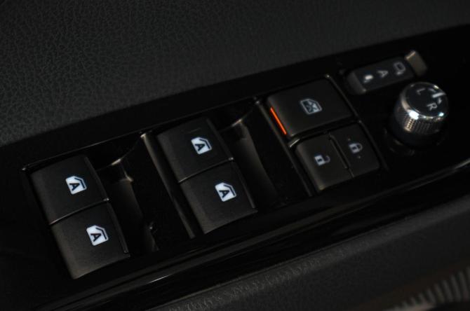 Toyota Camry VIII (XV70) с пробегом 2020 года, цена 2 999 000 рублей, 63169 км, седан, Автокод Объявления
