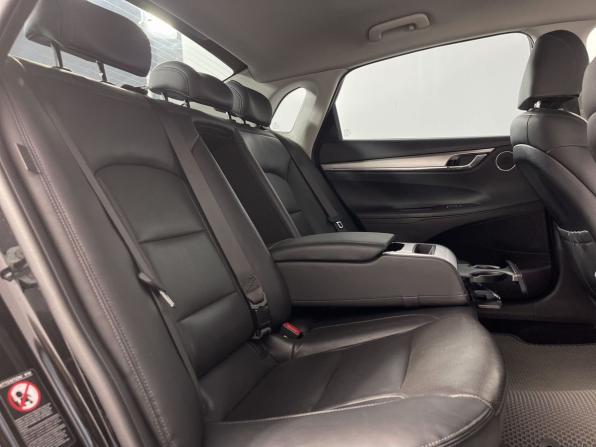 Hyundai Grandeur VI Рестайлинг с пробегом 2021 года, цена 3 230 000 рублей, 41836 км, седан, Автокод Объявления