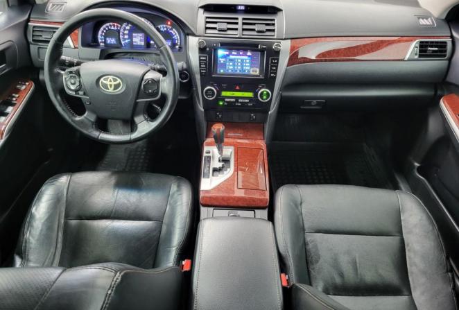 Toyota Camry VII (XV50) с пробегом 2012 года, цена 1 590 000 рублей, 229572 км, седан, Автокод Объявления