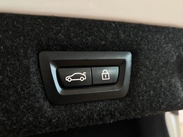 BMW 5 серии VII (G30/G31/G38) с пробегом 2018 года, цена 3 850 000 рублей, 96102 км, седан, Автокод Объявления