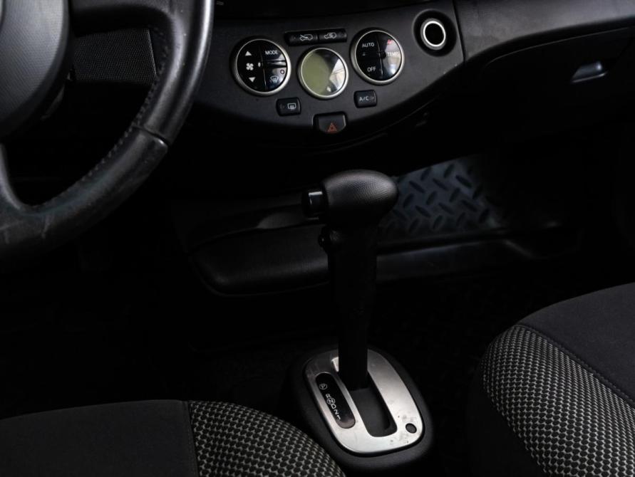 Nissan Micra III (K12) Санкт-Петербург  - изображение 13