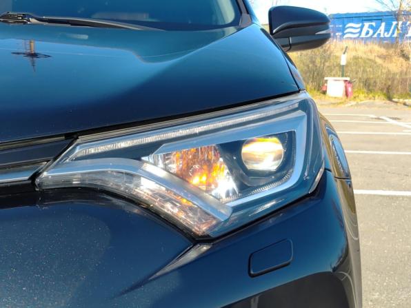 Toyota RAV4 IV (XA40) Рестайлинг с пробегом 2017 года, цена 2 379 000 рублей, 116376 км, внедорожник, Автокод Объявления