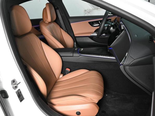 Mercedes-Benz E-Класс VI (W214 S214) с пробегом 2024 года, цена 6 980 000 рублей, 4650 км, седан, Автокод Объявления