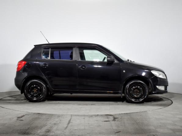 Skoda Fabia II Рестайлинг с пробегом 2010 года, цена 500 000 рублей, 212100 км, хэтчбек, Автокод Объявления