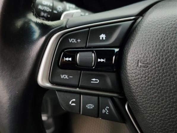 Honda Accord X Рестайлинг с пробегом 2021 года, цена 2 650 000 рублей, 85830 км, седан, Автокод Объявления