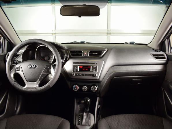 Kia Rio III Рестайлинг с пробегом 2015 года, цена 1 159 995 рублей, 123093 км, хэтчбек, Автокод Объявления