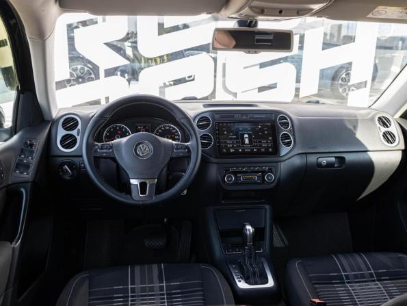 Volkswagen Tiguan I Рестайлинг с пробегом 2015 года, цена 1 260 000 рублей, 214377 км, внедорожник, Автокод Объявления