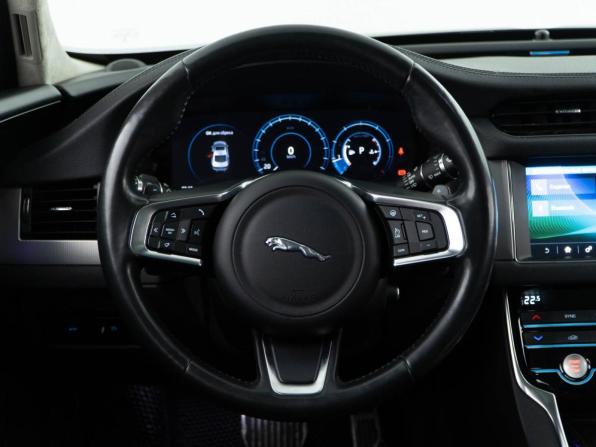 Jaguar XF II с пробегом 2019 года, цена 2 567 077 рублей, 95000 км, седан, Автокод Объявления