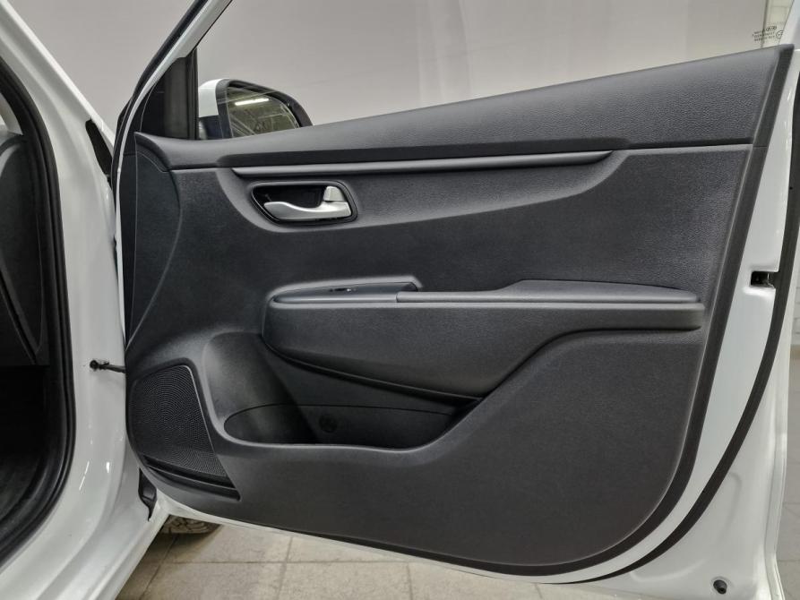 Kia Rio IV Рестайлинг Москва  - изображение 23