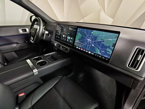 Li Auto (Lixiang) L9 I Рестайлинг с пробегом 2025 года, цена 8 211 000 рублей, 24555 км, внедорожник, Автокод Объявления