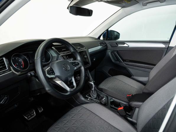 Volkswagen Tiguan II Рестайлинг с пробегом 2021 года, цена 3 470 000 рублей, 95600 км, внедорожник, Автокод Объявления
