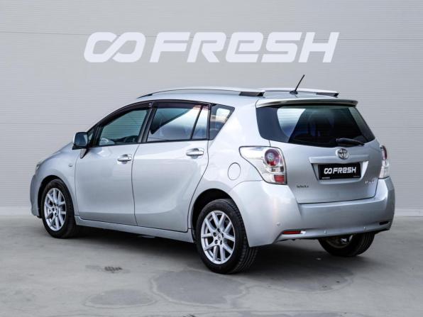 Toyota Verso I с пробегом 2011 года, цена 950 000 рублей, 253129 км, компактвэн, Автокод Объявления