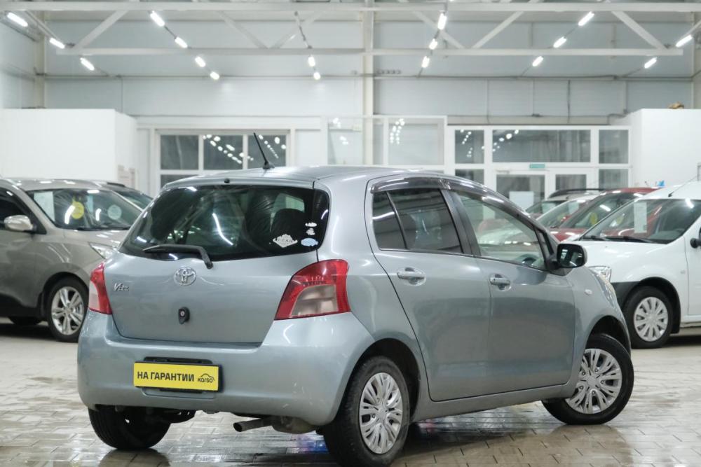 Toyota Vitz II (XP90) Омск  - изображение 7