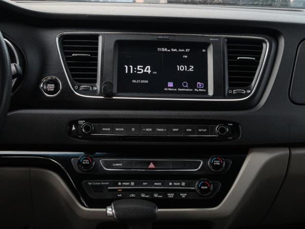 Kia Carnival III с пробегом 2018 года, цена 2 800 000 рублей, 105254 км, минивэн, Автокод Объявления