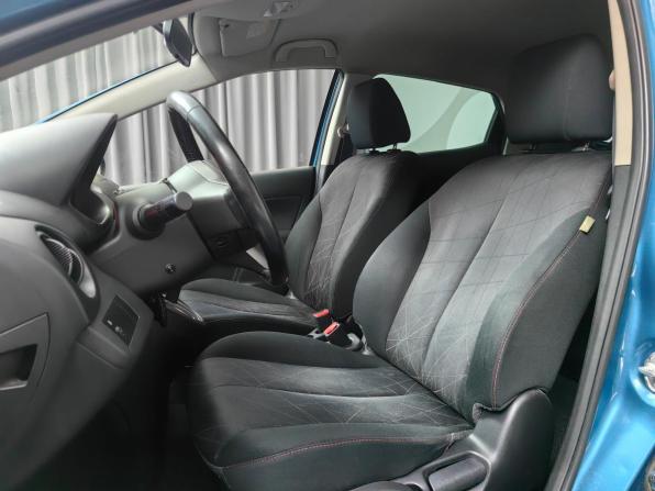 Mazda 2 II Рестайлинг (DE2) с пробегом 2013 года, цена 833 000 рублей, 155471 км, хэтчбек, Автокод Объявления
