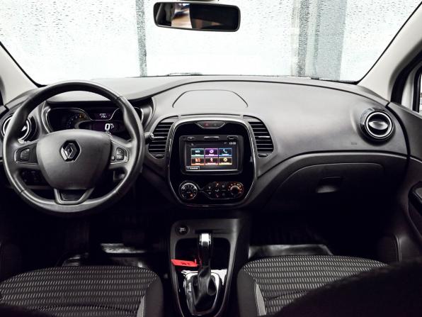 Renault Kaptur I с пробегом 2016 года, цена 1 355 000 рублей, 67306 км, внедорожник, Автокод Объявления