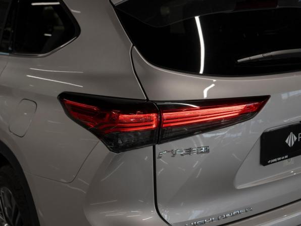 Toyota Highlander IV (XU70) с пробегом 2025 года, цена 5 600 000 рублей, 30 км, внедорожник, Автокод Объявления