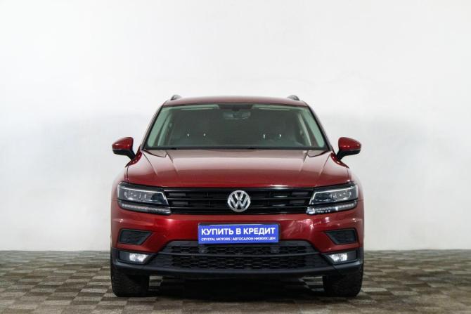 Volkswagen Tiguan II с пробегом 2017 года, цена 2 399 000 рублей, 243000 км, внедорожник, Автокод Объявления