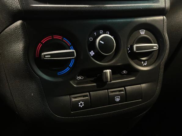 Lada (ВАЗ) Granta I Рестайлинг с пробегом 2019 года, цена 670 000 рублей, 121923 км, хэтчбек, Автокод Объявления