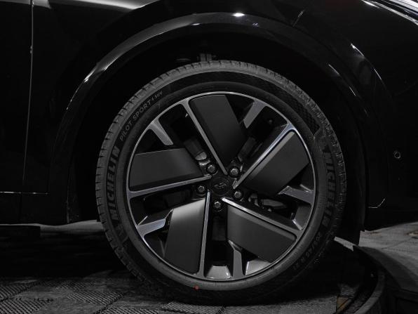 Новый Li Auto (Lixiang) L7 I Рестайлинг 2025 года, цена 10 390 000 рублей, внедорожник, Автокод Объявления