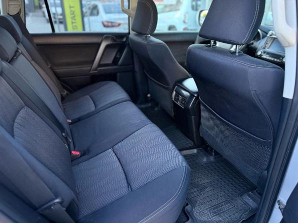 Toyota Land Cruiser Prado 150 Series Рестайлинг 1 с пробегом 2014 года, цена 3 180 000 рублей, 190000 км, внедорожник, Автокод Объявления