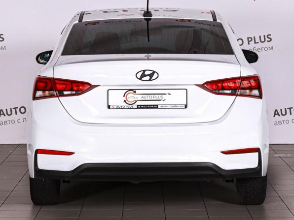 Hyundai Solaris II с пробегом 2019 года, цена 1 350 000 рублей, 229974 км, седан, Автокод Объявления